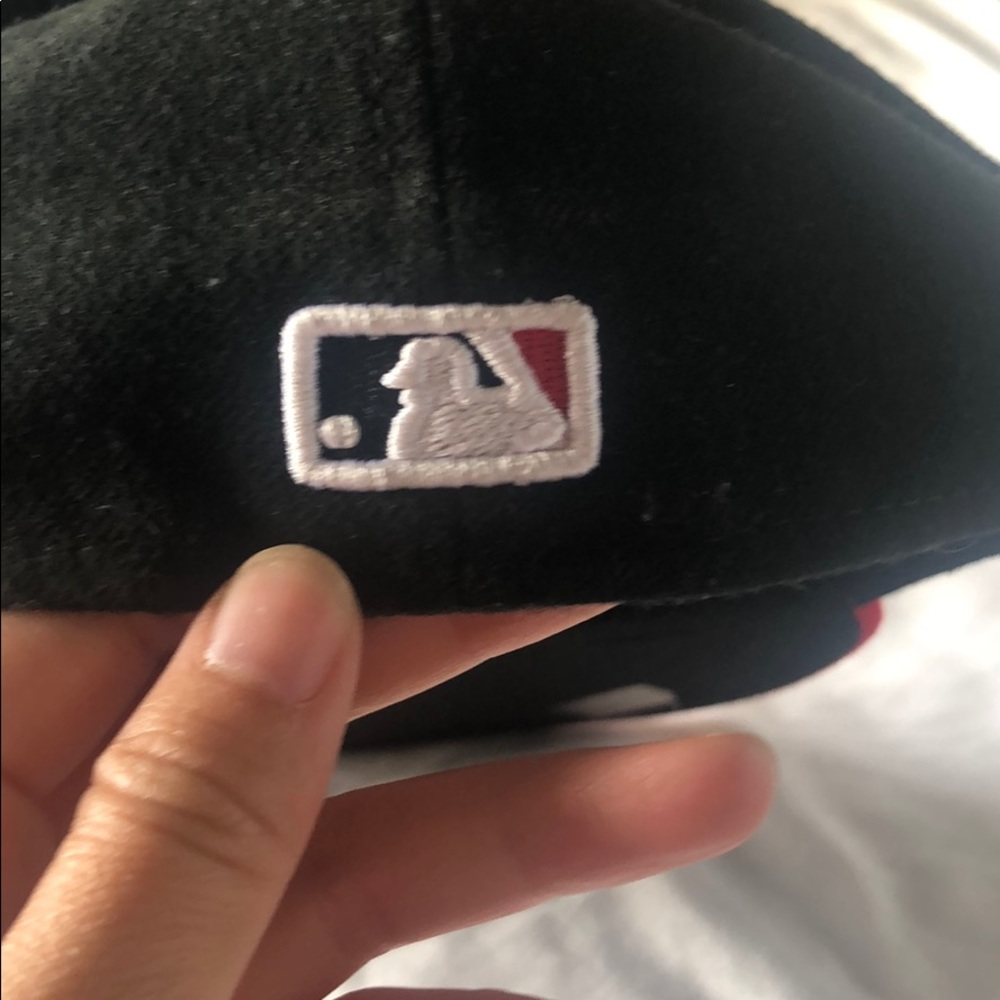 Hat - Picture 2 of 4